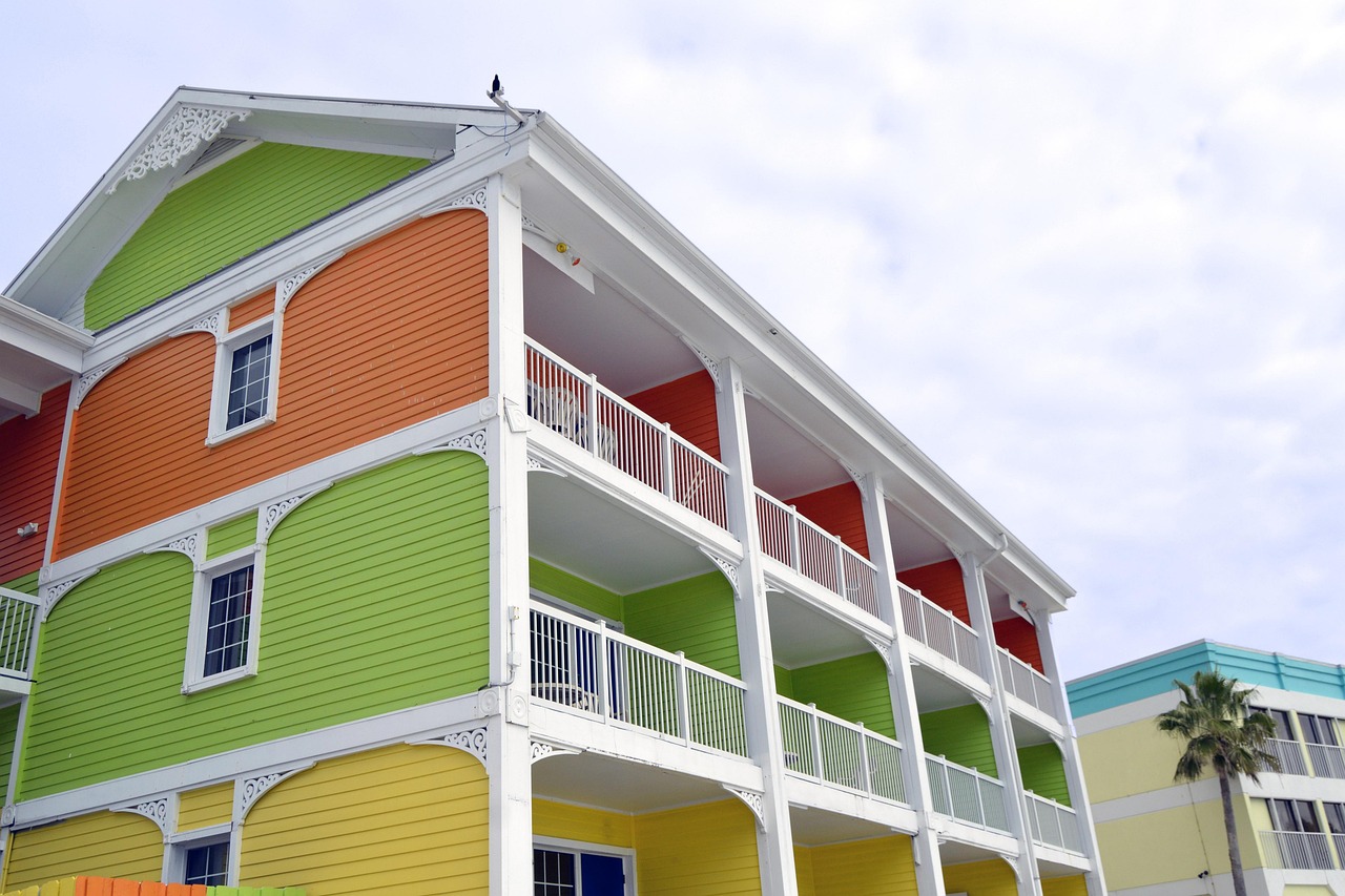 Short-Term vs Long-Term Rentals: Insurance Tips for Landlords