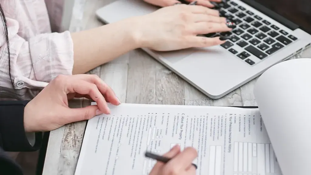 Which Insurance Should You Choose General Liability, Professional Liability, or Both